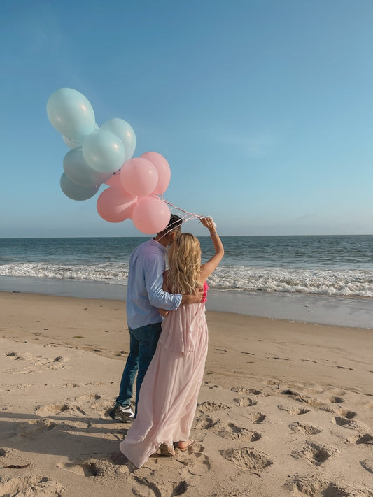 Celebrate Your Baby's Gender Reveal with These Fun and Creative Ideas - Les Pas De Bébé