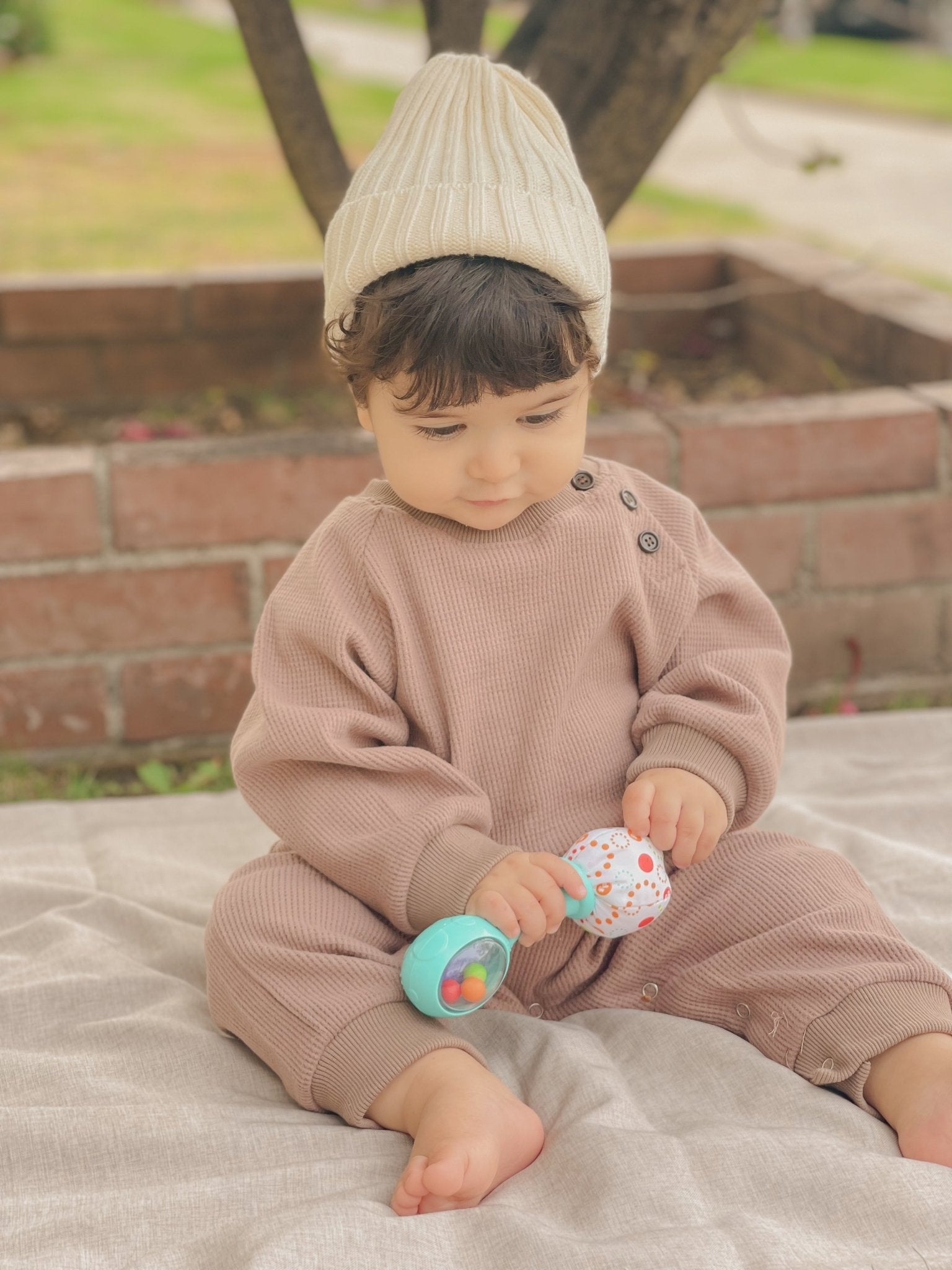 Waffle Cotton Onesie - Les Pas De Bébé